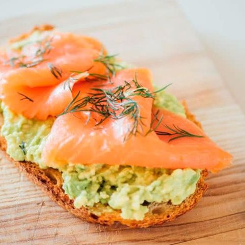 Estas-tostas-de-aguacate-te-van-a-hacer-sentir-cosas Tostas